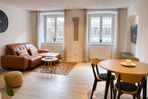 Waldshut-Tiengen Apartment | Suite Kaiser - Charming City Apartment
