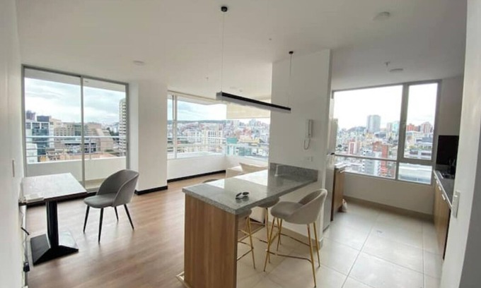 La Colon Apartment | suite wonderful view in 11th fl