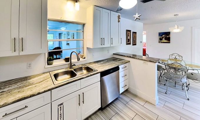 St. Augustine Cottage | Summer Breeze