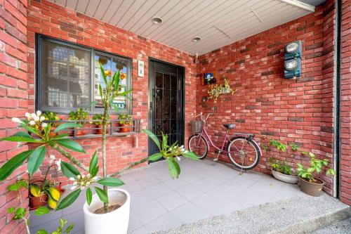 West Central District House | Summer Tree Homestay