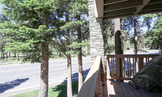 Mammoth Lakes Apartment | Summit 211 Spacious and Clean, Private Balcony, On Free Shuttle Route by RedAwning