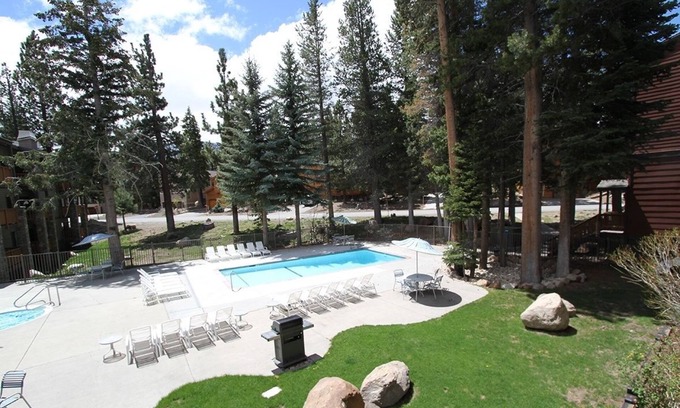 Mammoth Lakes Condo | Summit 234 Pet-Friendly, Quaint, Walk to Eagle Lodge by RedAwning