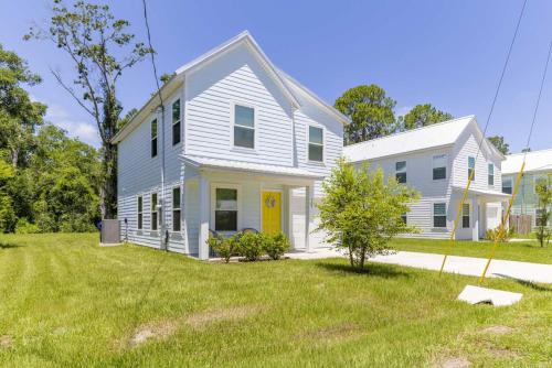 St. Augustine House | Sun & Serenity St Aug Charm Awaits