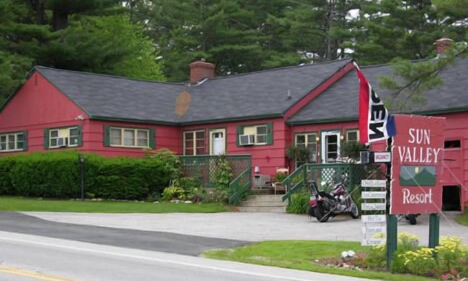 Weirs Beach Resort | Sun Valley Cottages