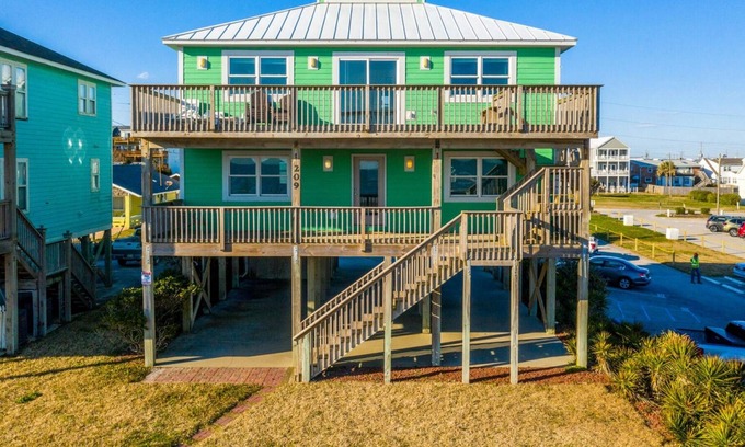 Atlantic Beach House | Suncatcher
