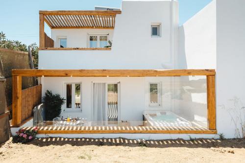 Naxos Villa | Sunday Luxury Suites