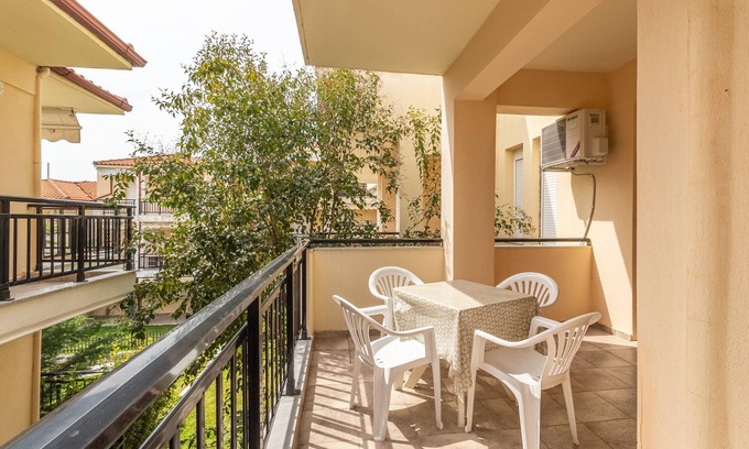 Nea Skioni Apartment | Sunday Mood
