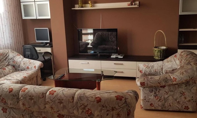 Smolyan Apartment | Sunny apartment with a wonderful view - parking