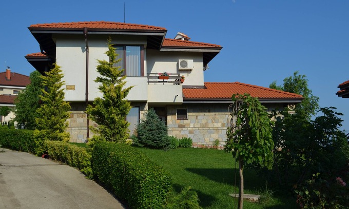 Kosharitsa Villa | Sunny Beach Bulgaria vacation holiday rental self-catering villa