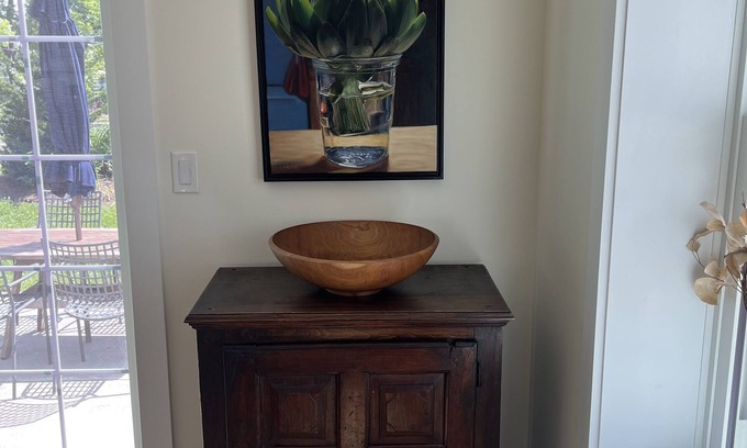 Northampton House | Sunny Home near Smith College, best neighborhood