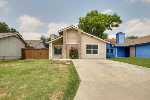 New Territories House | Sunny San Antonio Home with Backyard and Patio!
