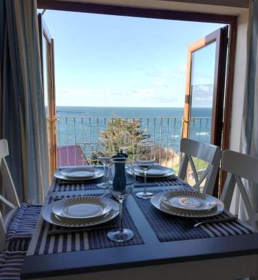 Gardenstown House | Sunnyside House
