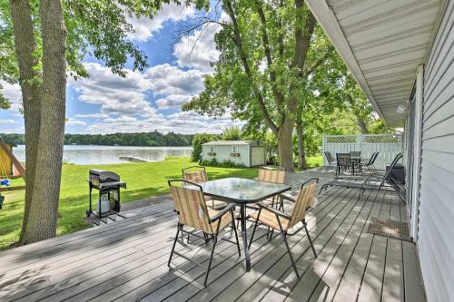 Isanti House | Sunrise Bay with Lake Access Families Welcome!