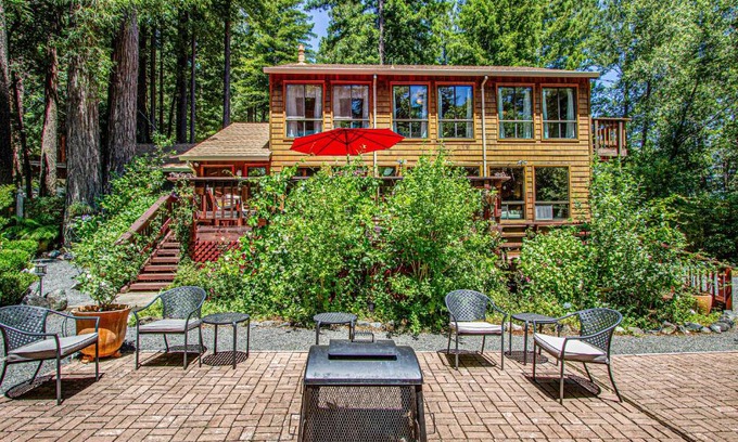 Cazadero House | Sunrise Mountain Retreat