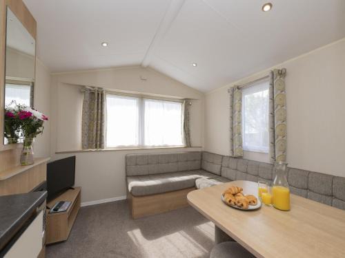 Looe House | Sunseeker Caravan