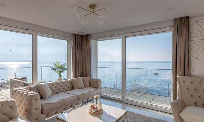Veytaux Apartment | Sunset Home, Appartement de luxe front de lac