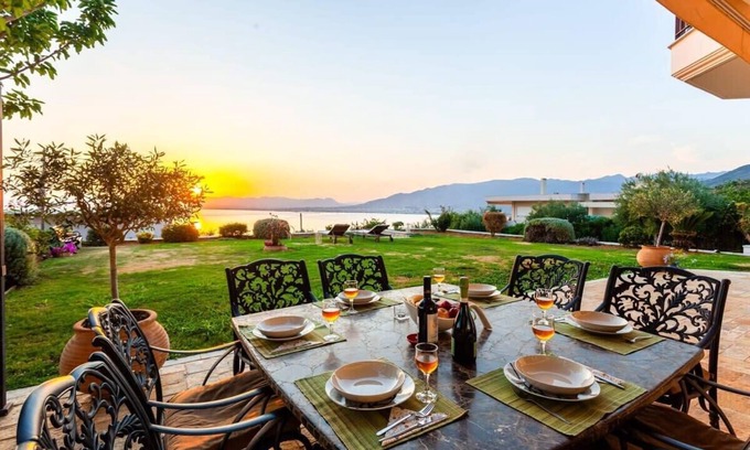 Mikri Mantineia Villa | Sunset Paradise - Verga's Ultimate Seaview Getaway