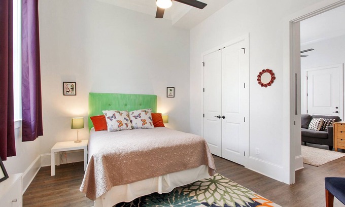 Algiers Point Condo | - Sunset Point C, Quiet 1 Bedroom, Private Condo - Close to French Quarter