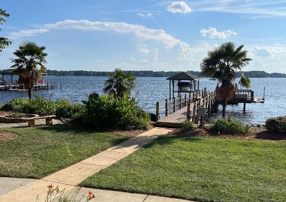 Terrell House | Sunset Pointe