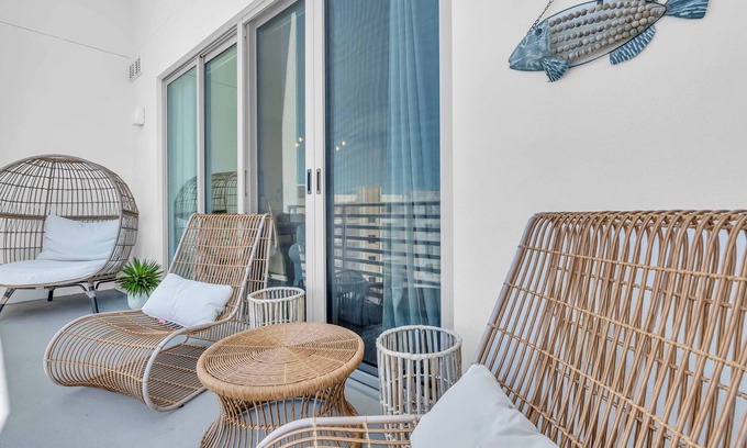 North Trail Condo | Sunset View Condo 1mile from Downtown Sarasota Internal name: Condo