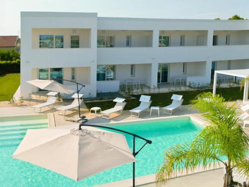 Lido Apartment | SUNSHINE LUXURY APARTMENTS - Private Pool and Beach - Policoro Lido