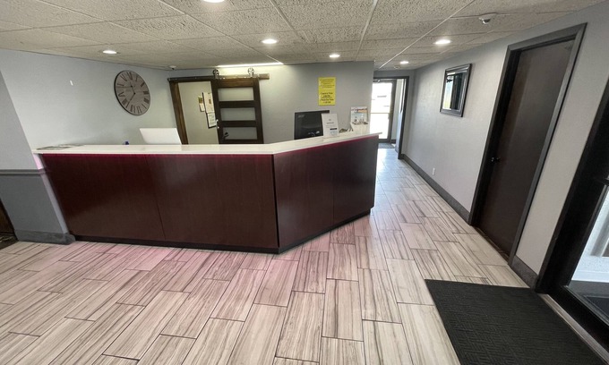 Beaver Dam Hotel | Super 8 by Wyndham Beaver Dam