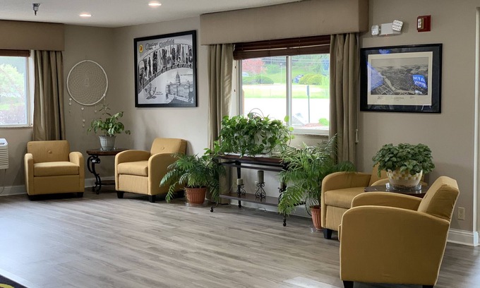 Clearfield Hotel | Super 8 by Wyndham Clearfield