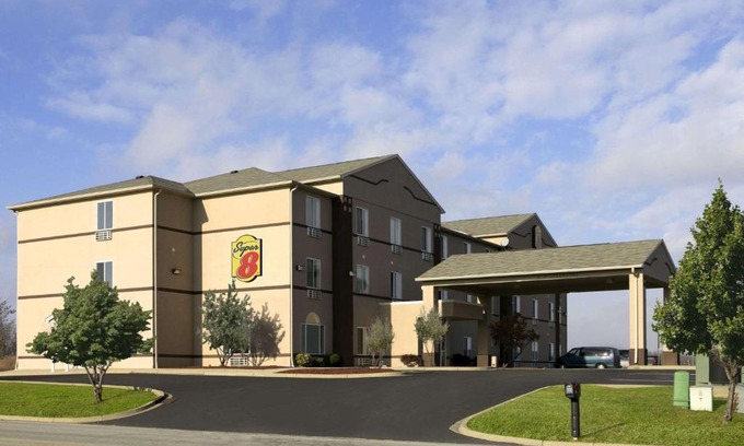 Corydon Hotel | Super 8 by Wyndham Corydon