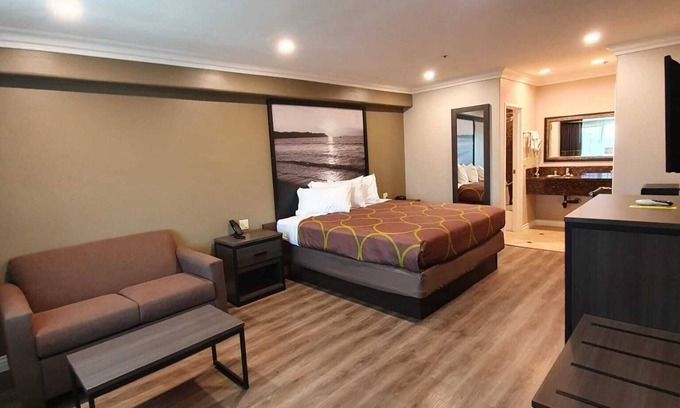 Cypress Hotel | Super 8 by Wyndham Cypress Buena Park Area