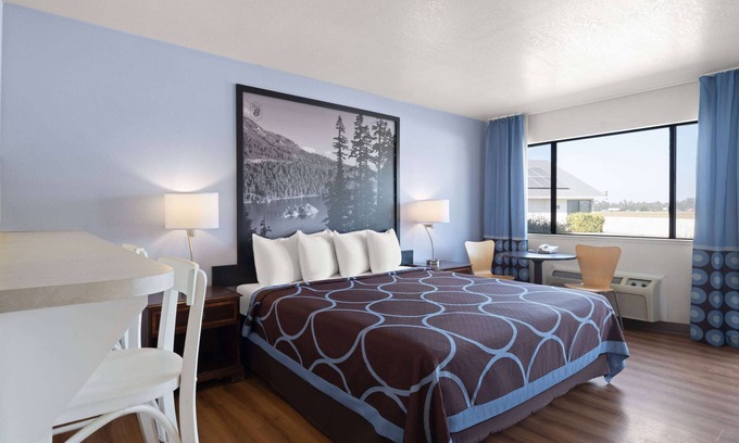 Dunnigan Hotel | Super 8 by Wyndham Dunnigan