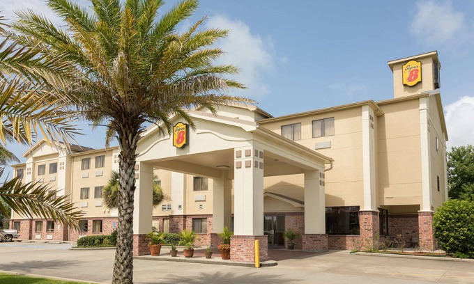 Duson Hotel | Super 8 by Wyndham Duson Lafayette West Area