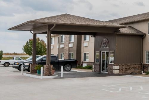 New Century Hotel | Super 8 by Wyndham Gardner