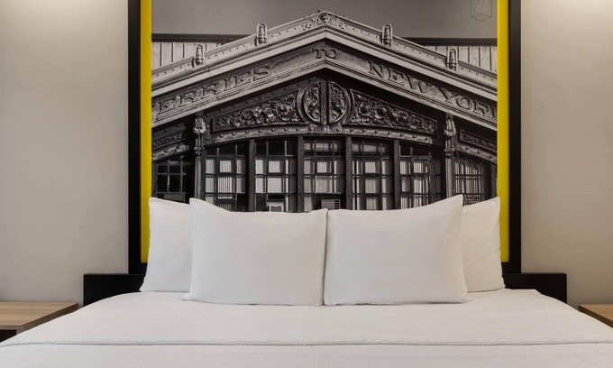 Carlstadt Hotel | Super 8 by Wyndham Meadowlands