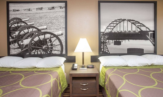 Springdale Hotel | Super 8 by Wyndham Springdale AR