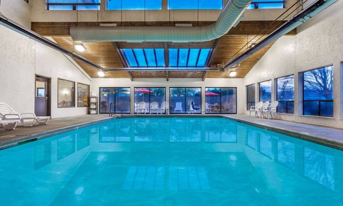 Buena Hotel | Super 8 by Wyndham Union Gap Yakima Area