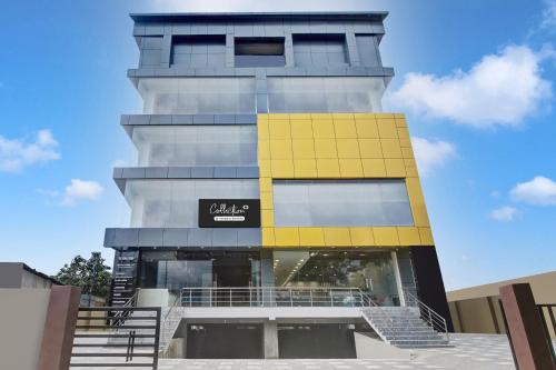 Sualkuchi Hotel | Super Collection O ISBT