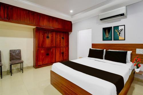 LB Nagar Hotel | Super Collection O L.B Nagar Metro Station Formerly D N Groups