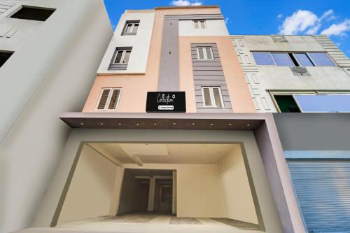 RS Puram Hotel | Super Collection O RS Puram North Railway Station Formerly RG Residency