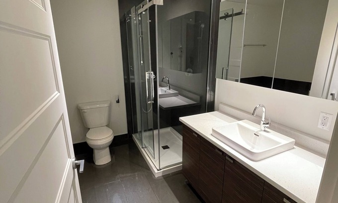 Sainte-Foy-Sillery-Cap-Rouge Condo | Super Luxurious 2 bedroom Condo in Quebec City