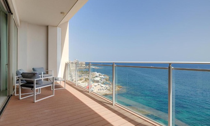 Sliema Apartment | Super Luxury Apartment in Tigne Point, Amazing Sea Views