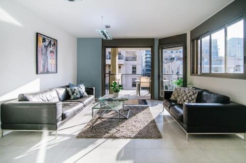 Kerem HaTeimanim Apartment | Super-Star 3BR Private Parking !