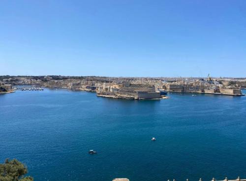 Valletta Apartment | Superb 3 Bedroom Apartment in Valletta