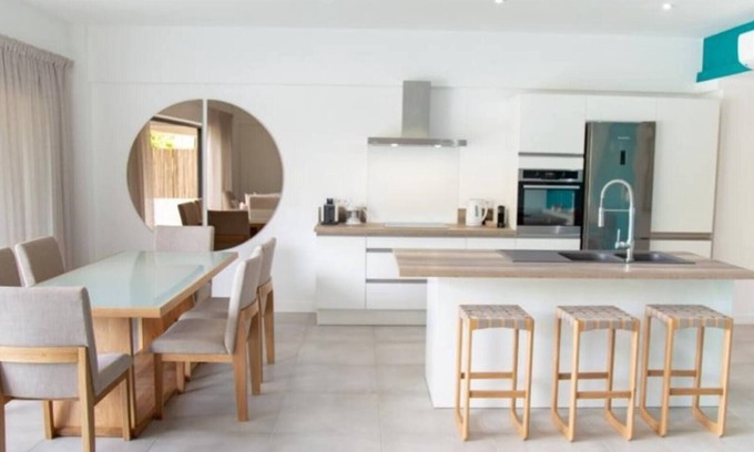 Tamarin Apartment | Superb apartment with swimming pool in residence