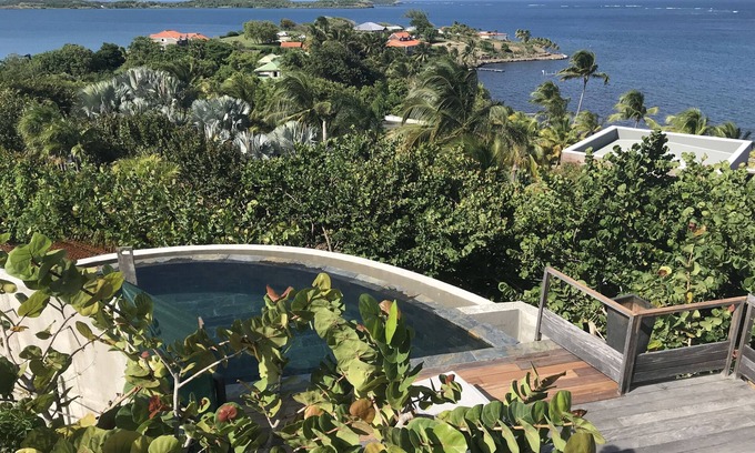 Le Francois House | Superb Beachfront Accommodation - Pointe Cerisier Residential District