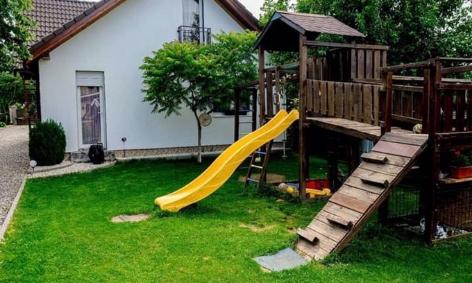 Avrig Villa | Superb vacation villa located at the foot of the Făgăraş Mountains, Sibiu region