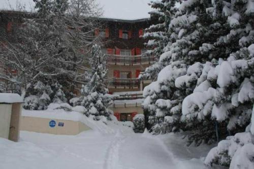 Saint-Etienne-de-Tinee Apartment | Superbe appartement vue montagne