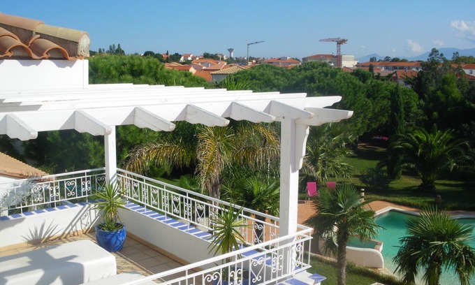 Cabestany Villa | Superbe villa méditerranéenne spacieuse,lumineuse,calme, piscine, jacuzzi, parc,