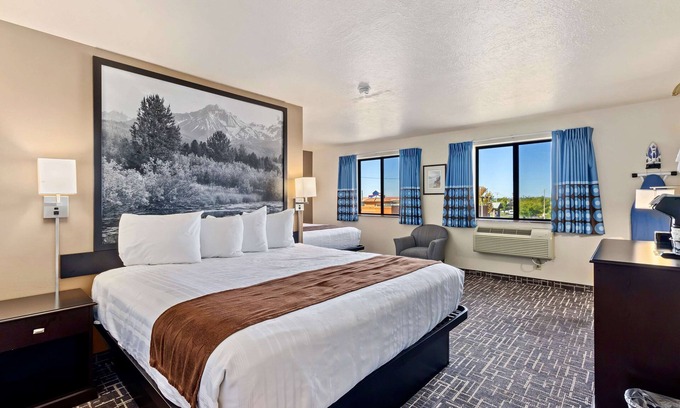 Twin Falls Hotel | SureStay Hotel by Best Western Twin Falls