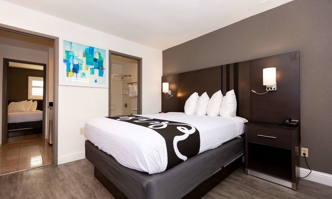 Seaside Hotel | SureStay Hotel by Best Western Seaside Monterey