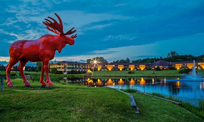 Black River Falls Hotel | SureStay Plus Hotel by Best Western Black River Falls
